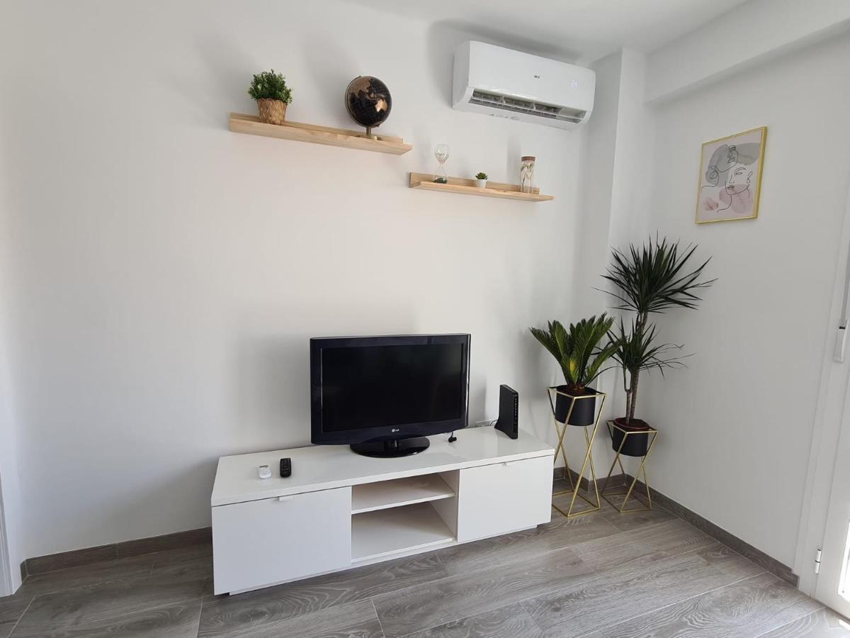 Colon Nerja Apartment Exterior photo