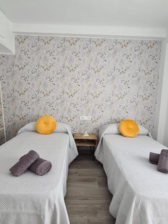 Colon Nerja Apartment Exterior photo